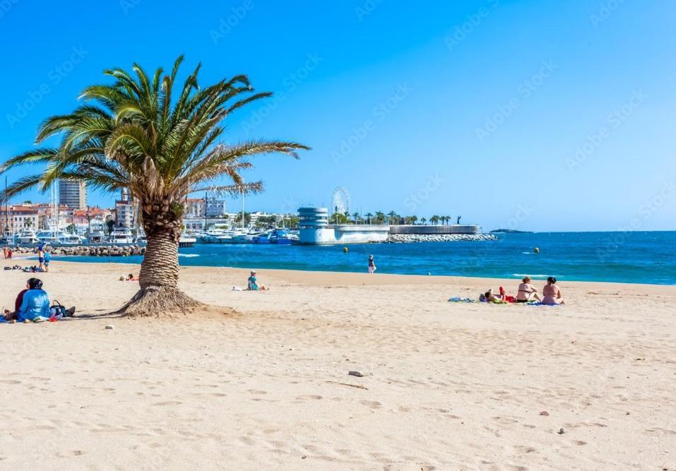 Plage, 30 Metres De La Plage, Wifi, A Pieds ! Fréjus